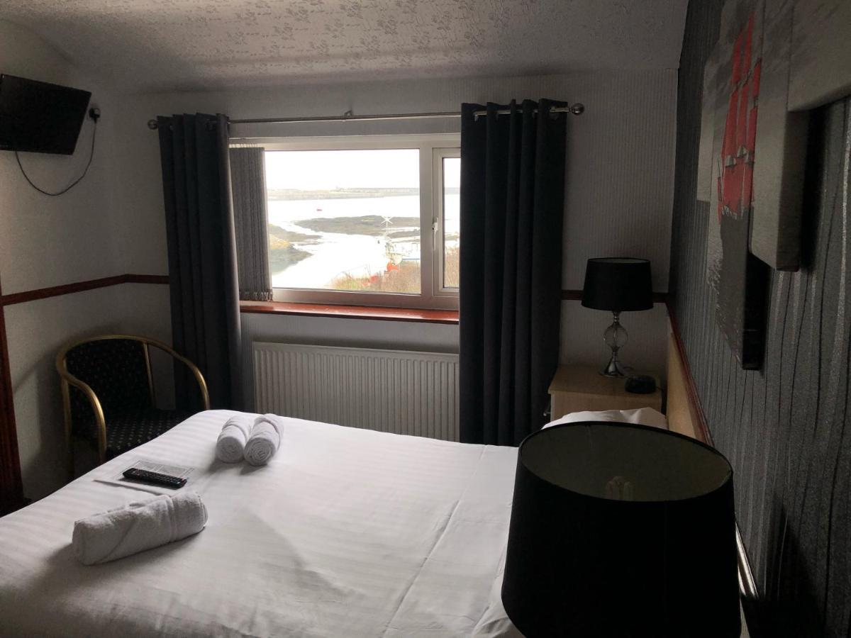 Boathouse Hotel Holyhead Kültér fotó