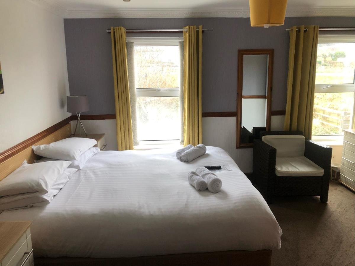 Boathouse Hotel Holyhead Kültér fotó