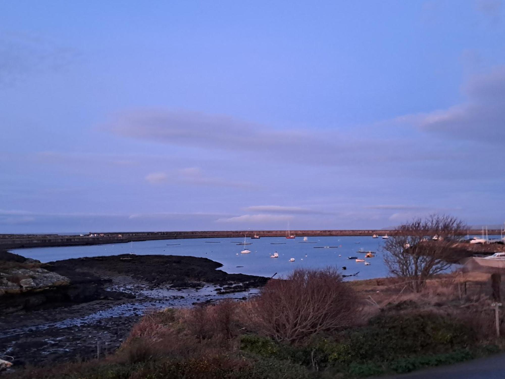 Boathouse Hotel Holyhead Kültér fotó