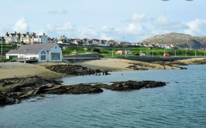 Boathouse Hotel Holyhead Kültér fotó